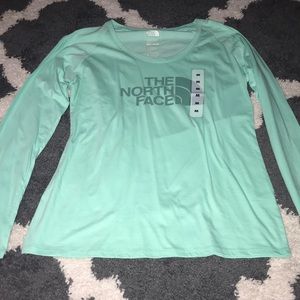 Women’s north face long sleeve
